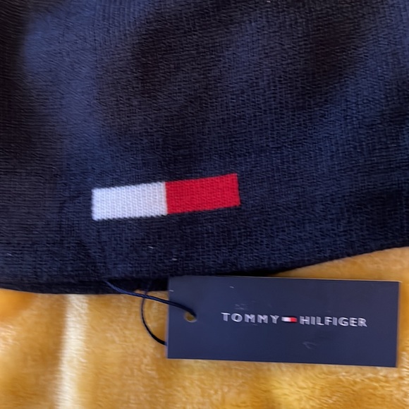 Tommy Hilfiger Knit Beanie - Picture 2 of 5